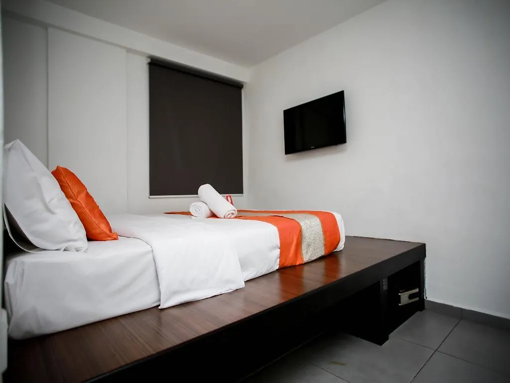 Hotel OYO 246 Link Inn Johor Bahru