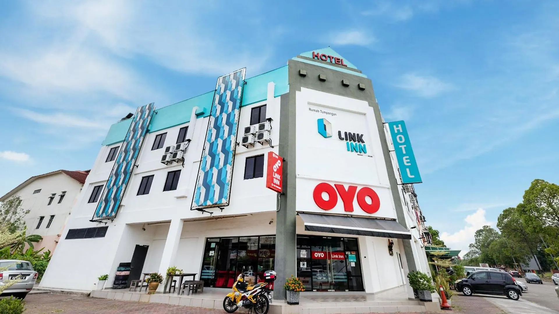 Отель Super Oyo 246 Link Inn Джохор-Бару