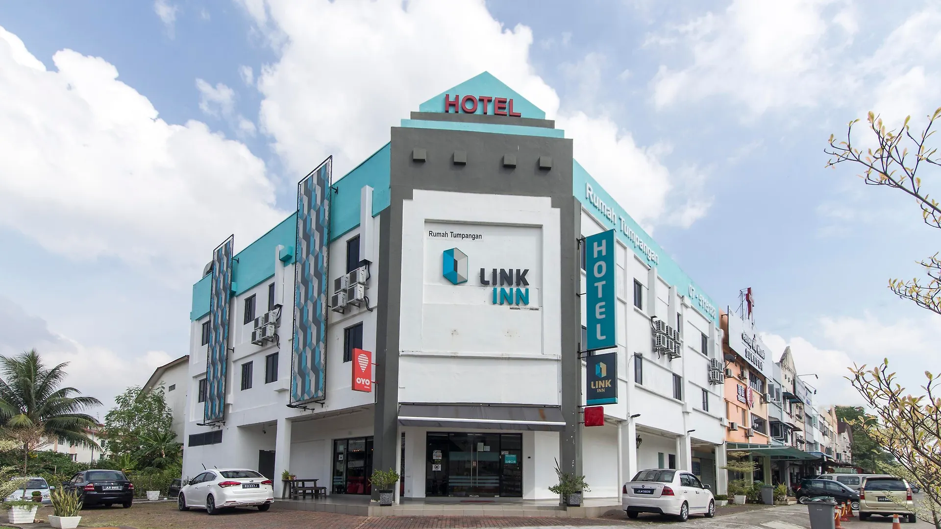 Super Oyo 246 Link Inn Hotel